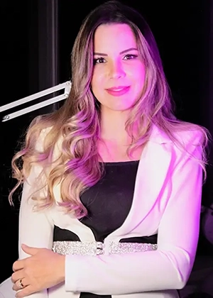 Dra. Andressa Almeida